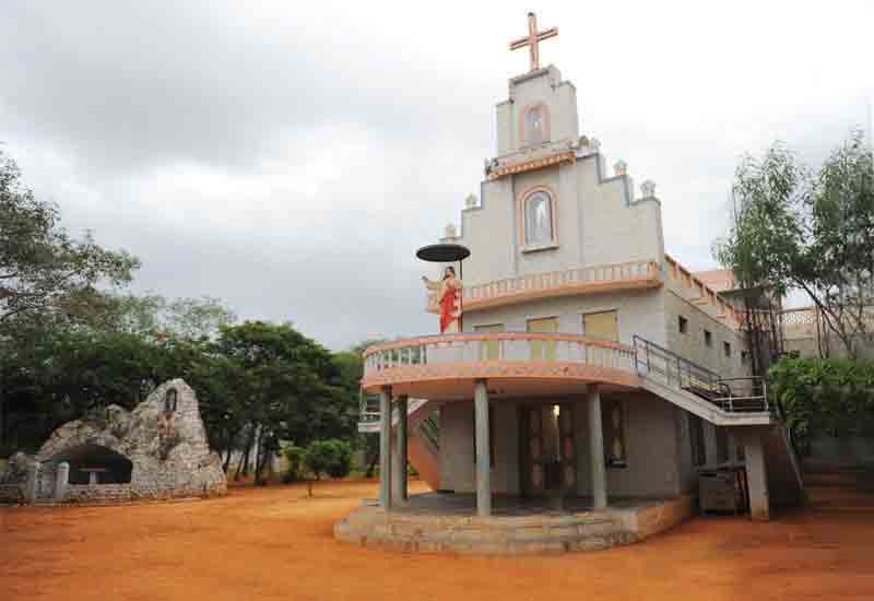 catholic church of missionaries of st francis de sales at ibrahimpatnam, vijayawada